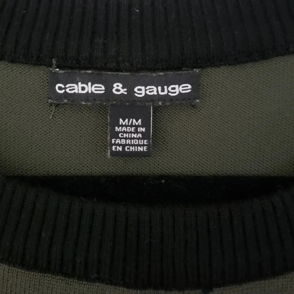 (1)Cable and Gauge Dark Green Womans  M/M Top - Picture 4 of 4